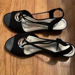 Impo black wedges